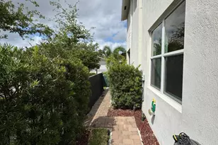 4040 Marina Way, Pompano Beach, FL 33064 - Photo 32