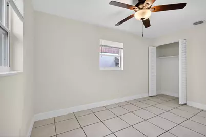 926 S 13th Avenue, Lake Worth, FL 33460 - Photo 20