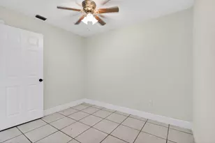 926 S 13th Ave S, Lake Worth Beach, FL 33460 - Photo 16