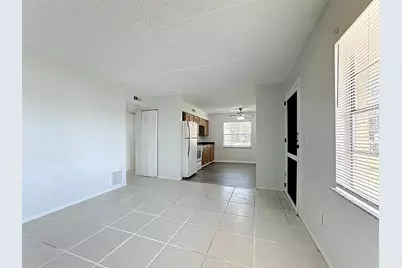 694 Michigan Court, Unit #2, Saint Cloud, FL 34769 - Photo 4