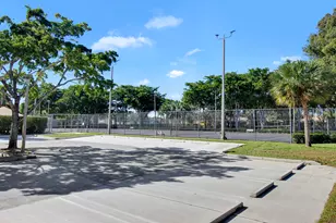 408 Live Oak Ln, Boynton Beach, FL 33436 - Photo 22