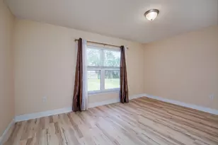 519 SE Sunnybrook Terrace, Port Saint Lucie, FL 34983 - Photo 18