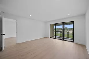 1112 Green Pine Blvd, West Palm Beach, FL 33409 - Photo 1