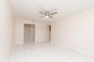 7750 SW 10th Ct, North Lauderdale, FL 33068 - Photo 10
