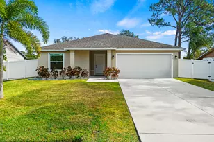 643 SW Curry St, Port Saint Lucie, FL 34983 - Photo 2