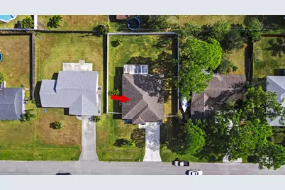 643 SW Curry Street, Port Saint Lucie, FL 34983 - Photo 18