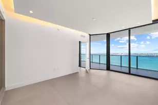 700 NE 24th St, Miami, FL 33137 - Photo 20