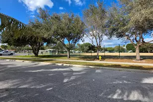 1519 14th Ave N, Lake Worth Beach, FL 33460 - Photo 44