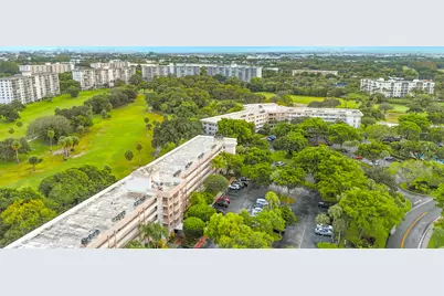 3900 Oaks Clubhouse Drive #503, Pompano Beach, FL 33069 - Photo 38