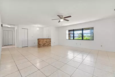 1537 SE Blockton Avenue, Port Saint Lucie, FL 34952 - Photo 4