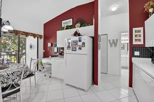 9716 Sills Dr E, Boynton Beach, FL 33437 - Photo 12