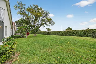 6121 Bay Isles Drive, Boynton Beach, FL 33437 - Photo 40