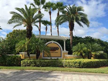 5060 Fairways Circle Unit 303 Vero Beach Fl 32967 Mls Rx 5060 Fairways Circle Unit 303 Photo 1