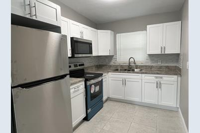plum tree realty florida