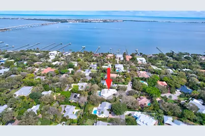 8 Ridgeland Drive, Sewalls Point, FL 34996 - Photo 1