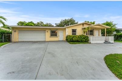 1711 16th Court, Lake Worth, FL 33460 - Photo 1