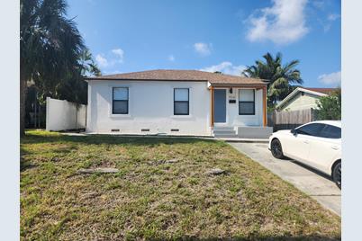 916 Francis Street, West Palm Beach, FL 33405 - Photo 1