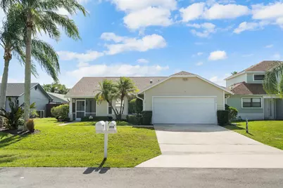 3952 SE Jacaranda Street, Stuart, FL 34997 - Photo 1