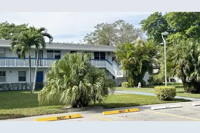 38 Farnham B, Deerfield Beach, FL 33442 - Photo 1