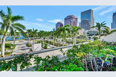 529 S Flagler Drive, Unit #Th4F, West Palm Beach, FL 33401 - Photo 1