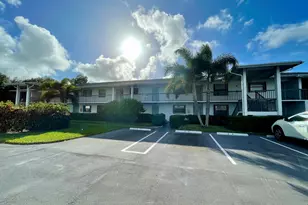 1210 SE Parkview Pl, Stuart, FL 34994 - Photo 1