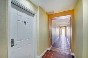 630 S Sapodilla Ave, West Palm Beach, FL 33401 - Photo 1