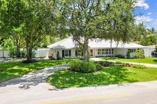 425 NW 18th St, Delray Beach, FL 33444 - Photo 1