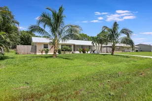 1109 SE Sandia Dr, Port Saint Lucie, FL 34983 - Photo 1