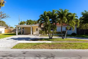 299 NE 21st St, Boca Raton, FL 33431 - Photo 1