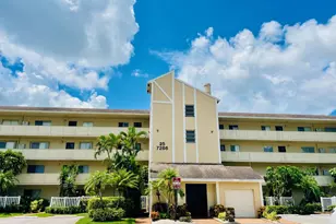 7286 Huntington Ln, Delray Beach, FL 33446 - Photo 1