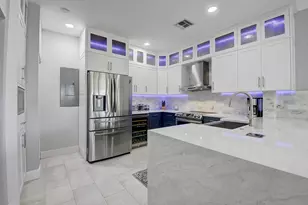 19399 Sabal Lake Dr, Boca Raton, FL 33434 - Photo 1