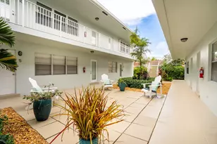 2737 NE 28th St, Lighthouse Point, FL 33064 - Photo 1