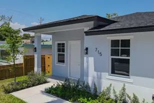 715 37th St, West Palm Beach, FL 33407 - Photo 1