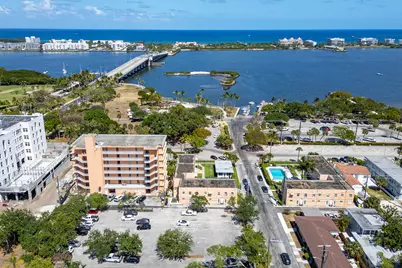 31 S Golfview Road, Unit #11, Lake Worth Beach, FL 33460 - Photo 1