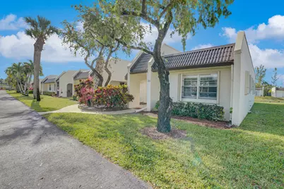 122 Lake Rebecca Drive, West Palm Beach, FL 33411 - Photo 1