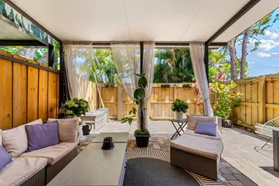 2118 NE 9th Avenue #2118, Wilton Manors, FL 33305 - Photo 1