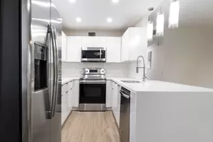 725 Burgundy P, Delray Beach, FL 33484 - Photo 1