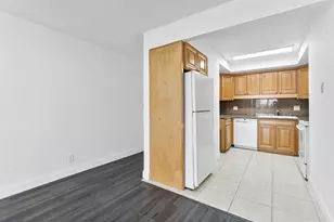 510 Lake Shore Dr, Lake Park, FL 33403 - Photo 1