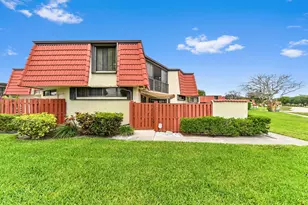 3864 Victoria Dr, West Palm Beach, FL 33406 - Photo 1