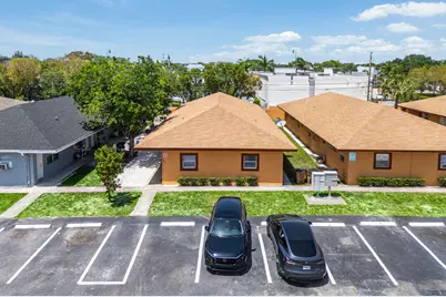 271 SW 1st Street, Unit #1-4, Deerfield Beach, FL 33441 - Photo 1