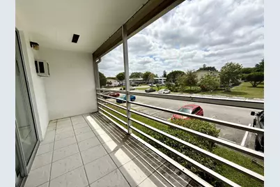 190 Cambridge H, West Palm Beach, FL 33417 - Photo 1