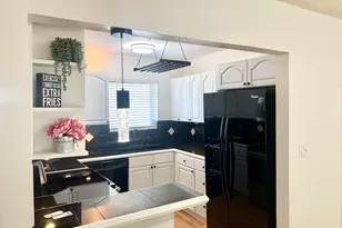 200 Waterway Dr S, Lantana, FL 33462 - Photo 1