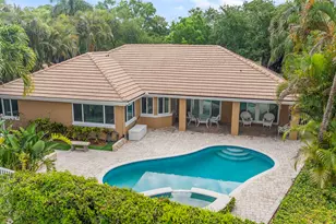 18475 Lake Bend Dr, Jupiter, FL 33458 - Photo 1