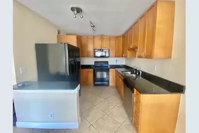 203 Stratford O, West Palm Beach, FL 33417 - Photo 1