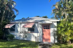 518 NW Stuart Ave, Stuart, FL 34994 - Photo 1