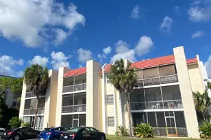 632 NW 13th St, Boca Raton, FL 33486 - Photo 1