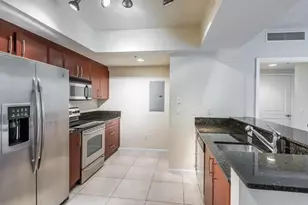 403 S Sapodilla Ave, West Palm Beach, FL 33401 - Photo 1