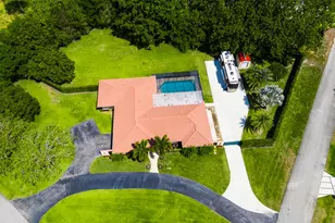 12483 Pineacre Ln, Wellington, FL 33414 - Photo 1