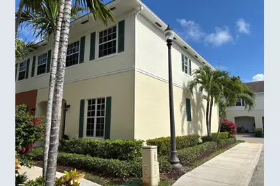 275 SW 7th Court, Pompano Beach, FL 33060 - Photo 1
