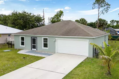 482 NW Fairfax Avenue, Port Saint Lucie, FL 34983 - Photo 1